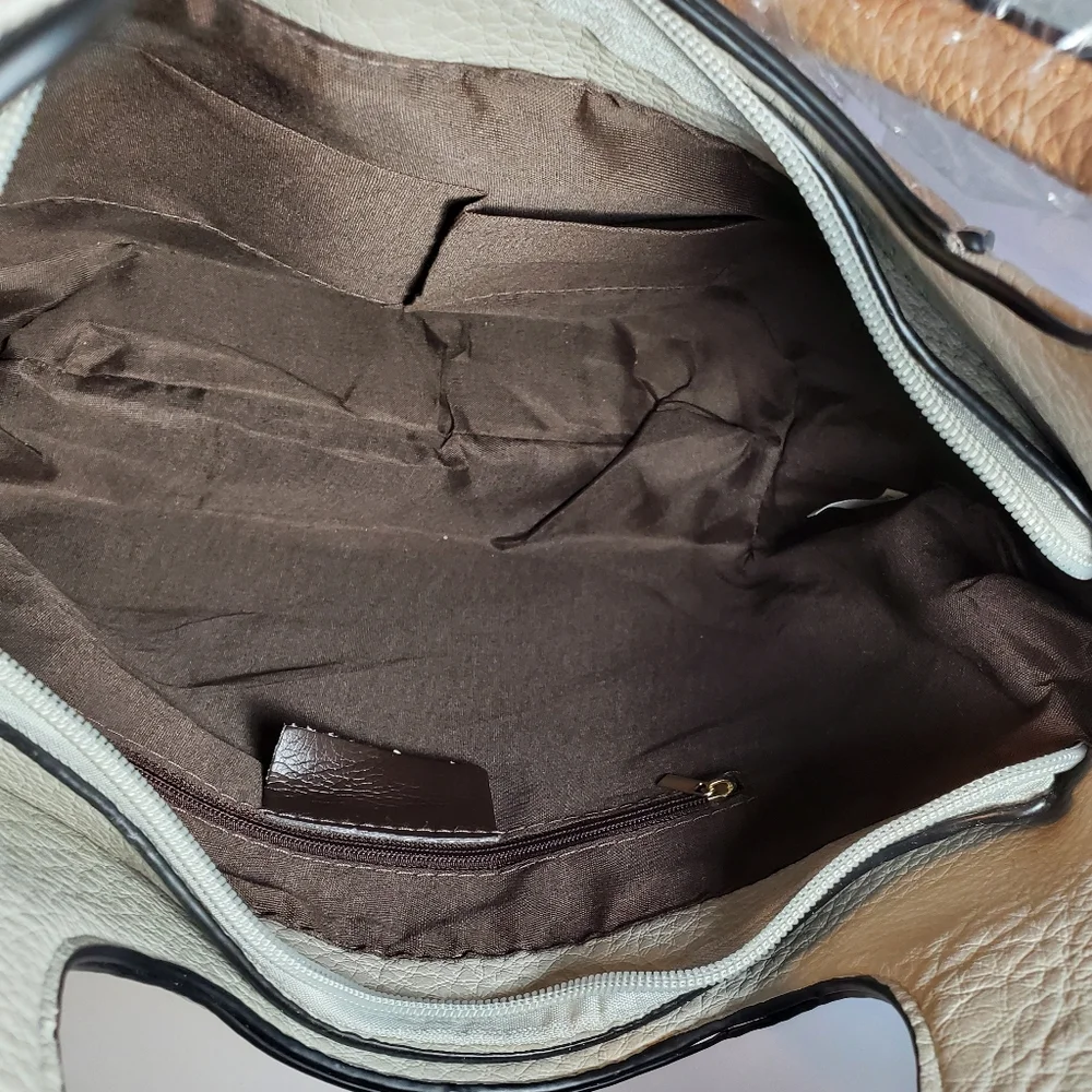 Structured  Hobo Shoulder Bag with Mini Pouch